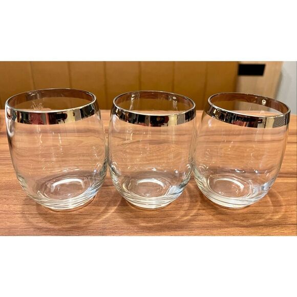Dorothy Thorpe Other - Set of 3 Roly Poly Dorothy Thorpe Silver Banded Cocktail Glasses